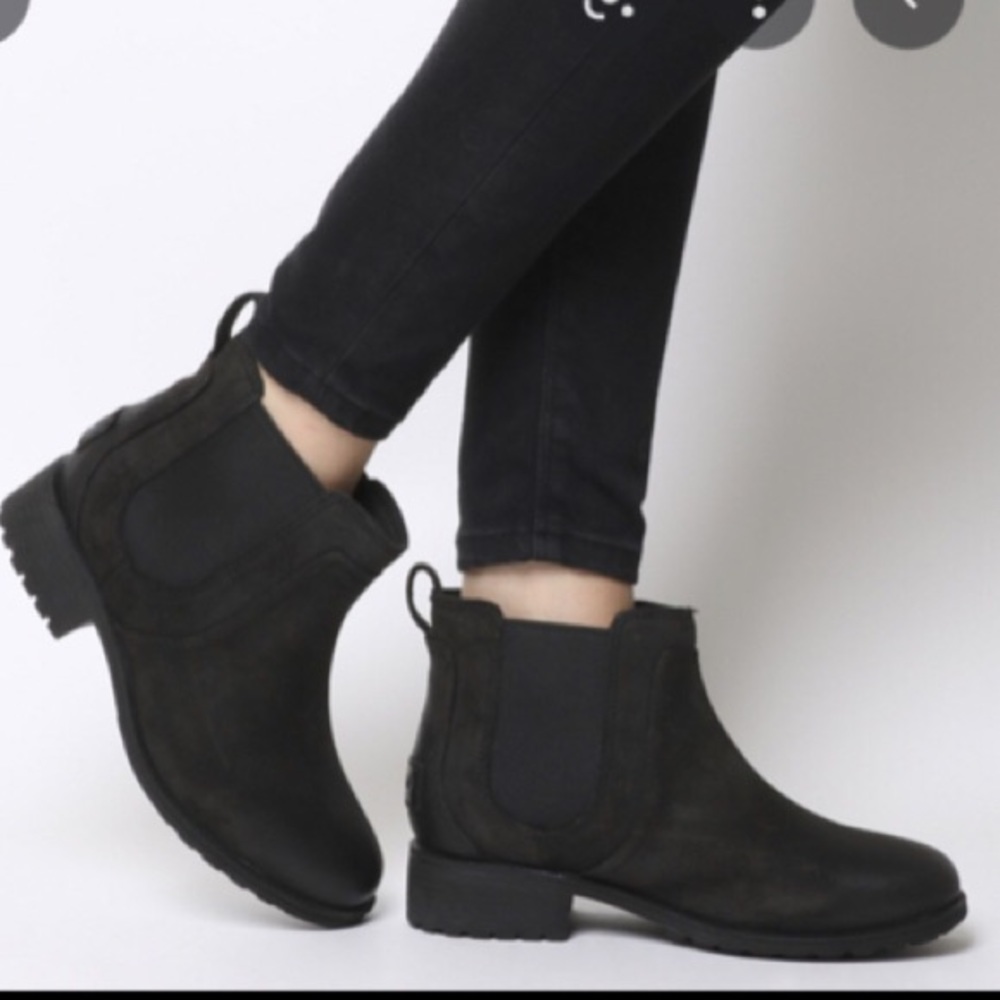 NWOT Womens Ugg Bonham II Black Waterproof Leather Sheepskin Lined Boots 1095150 - Picture 1 of 11